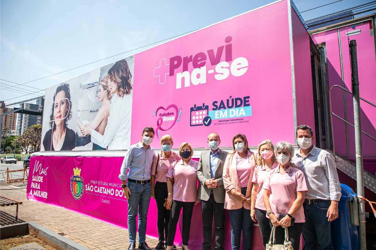 Outubro Rosa: São Caetano inicia atendimentos para mulheres na Carreta Móvel