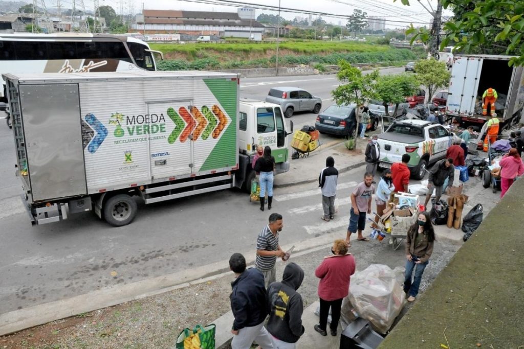 Moeda Verde ultrapassa a marca de 100 toneladas de alimentos entregues à população