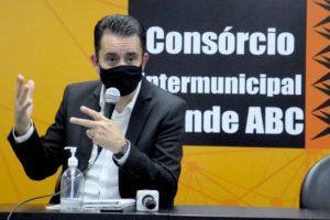 Paulo Serra é reeleito para novo mandato à frente do Consórcio ABC