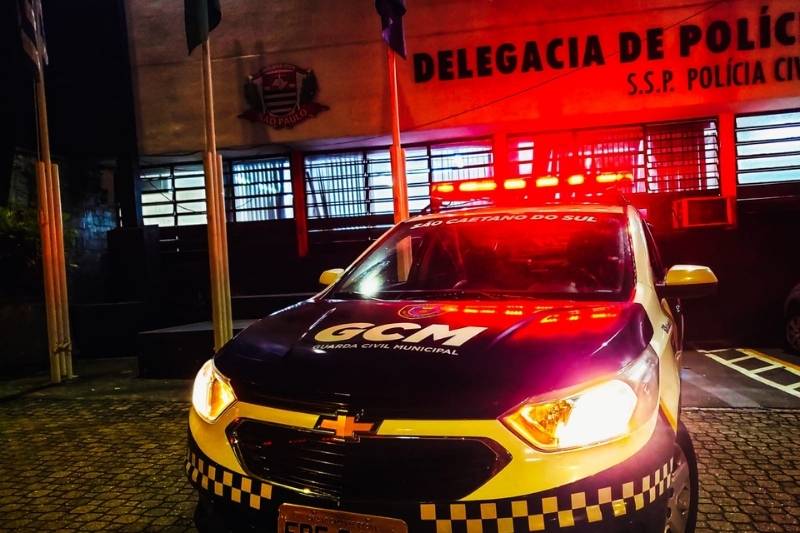 GCM de São Caetano detém em flagrante homem que roubava pedestres no Bairro Cerâmica