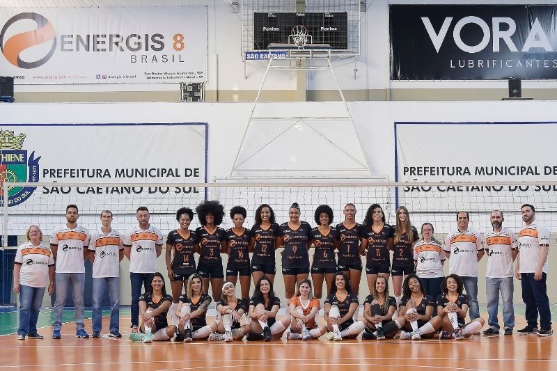 São Caetano / Energis 8 lidera Superliga B de vôlei feminino e enfrenta o Brusque / Abel Moda nesta sexta em Santa Catarina