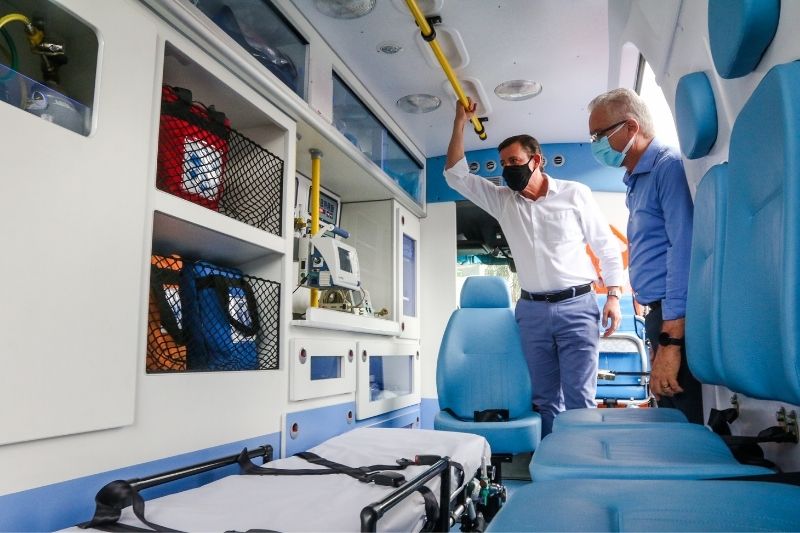 Prefeito Orlando Morando entrega 12 novas ambulâncias para o Serviço de Transporte Inter-hospitalar