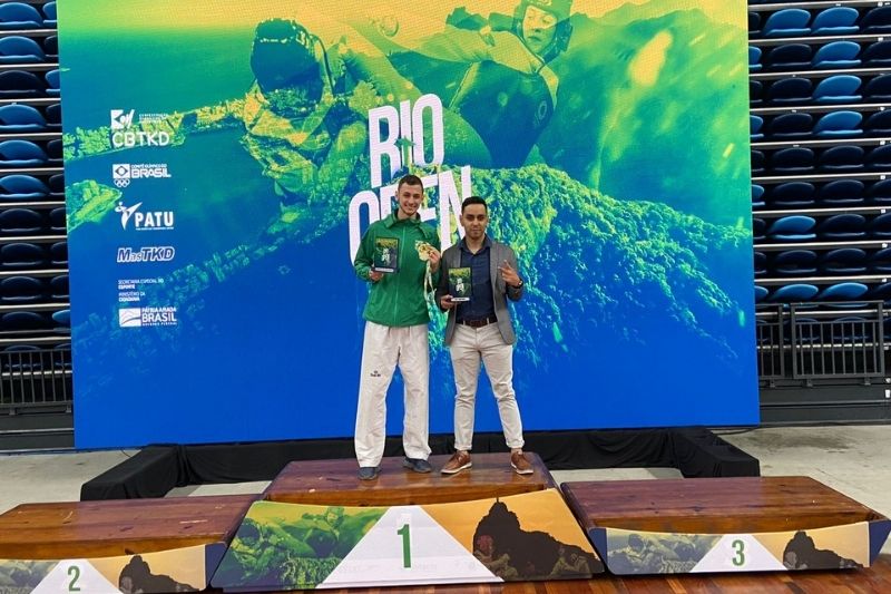 Atletas de São Caetano conquistam nove medalhas para o Brasil no Rio Open de Taekwondo