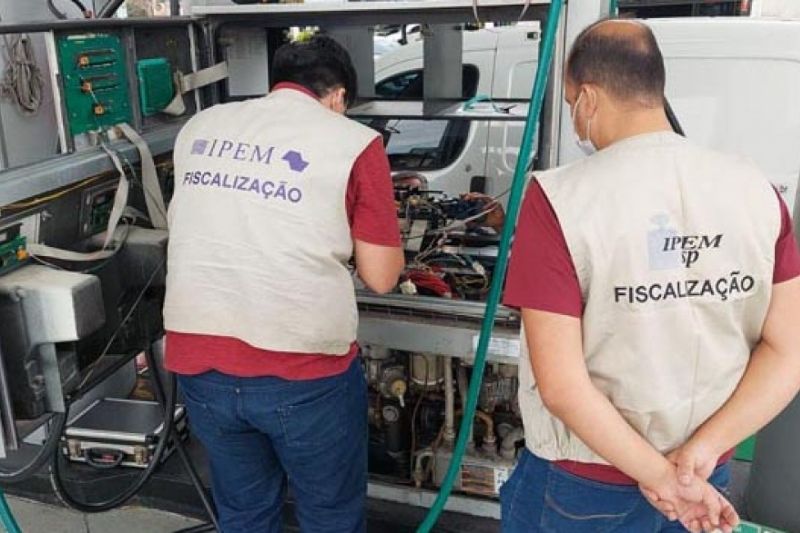 Ipem-SP flagra irregularidades em postos de combustíveis em Santo André e São Bernardo