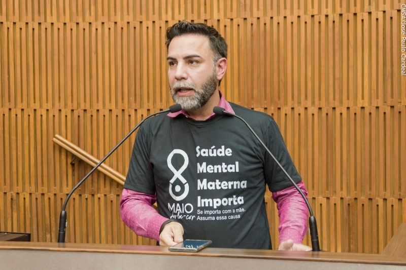 Saúde mental materna: Pedrinho Botaro defende projeto em Santo André