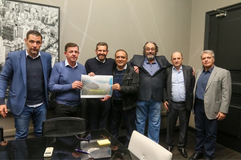 Prefeito Orlando Morando apresenta projeto de urbanização integrada do Alvarenguinha ao Governo do Estado