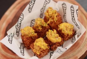 "Dadinho de Tapioca com molho de carne seca e bacon" é a novidade cheia de sabor da Hamburgueria Busger