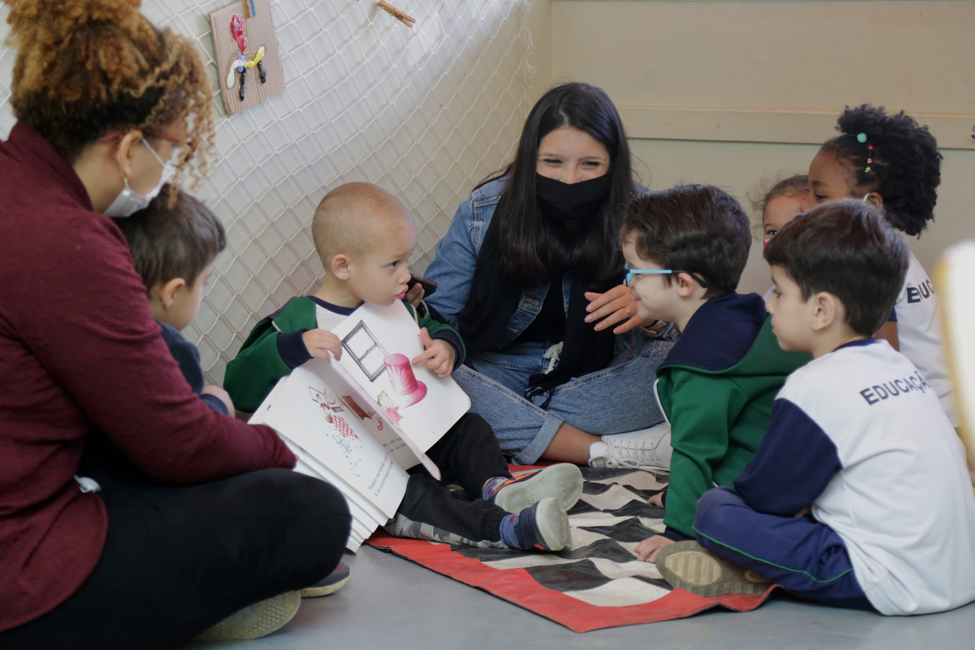 Escola municipal de São Caetano cria podcast com histórias contadas pelos próprios alunos