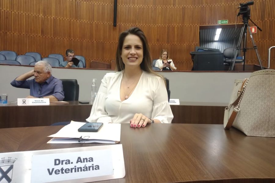 Dra. Ana Veterinária quer transporte gratuito em coletivo municipal para pacientes em tratamento de câncer de mama
