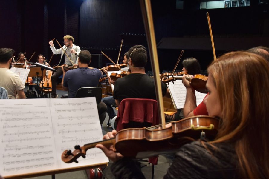 Maestro Felipe Gadioli assume como regente assistente da Orquestra Sinfônica de Santo André