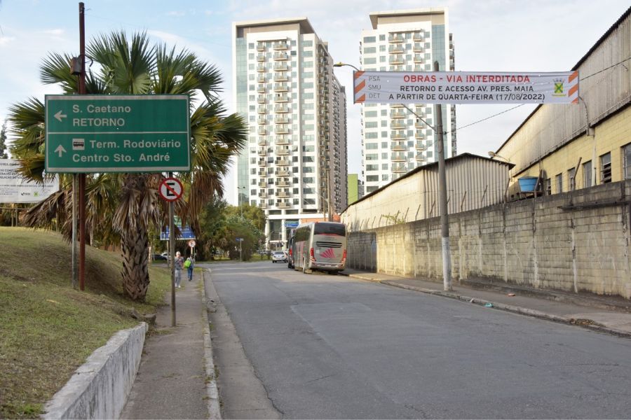 Santo André interdita retorno sob o Viaduto Presidente Castelo Branco