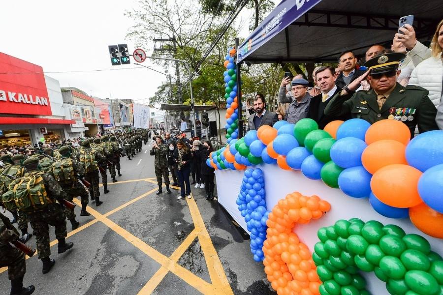São Bernardo festeja 469 anos com mais de 20 mil pessoas no desfile Cívico-Militar