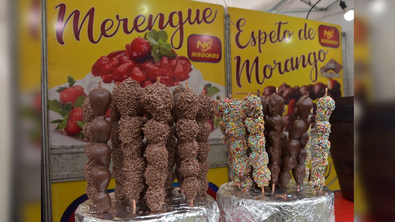 Festivais do Morango, Churros & Chocolate arrecadam quase uma tonelada de alimentos